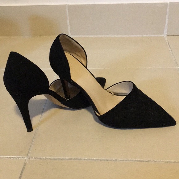Black suede heels - Picture 3 of 3